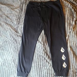 Volcom sweat pants. Black. Size XL
